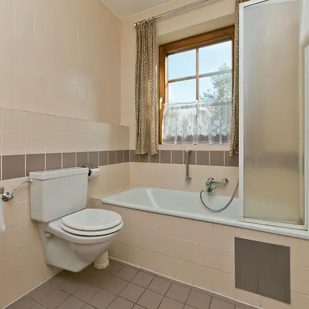 度假居 Chalet In Angerberg Near Skiwelt Slopes, Cleaning Included *