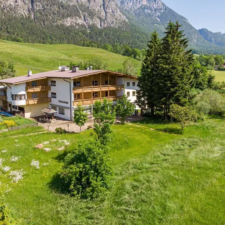 別荘 Chalet In Angerberg Near Skiwelt Slopes, Cleaning Included