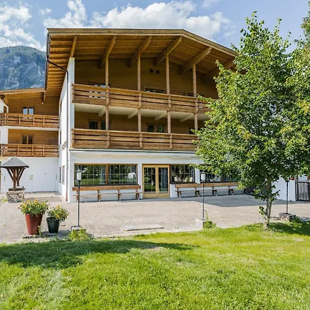 Chalet In Angerberg Near Skiwelt Slopes, Cleaning Included 別荘 *