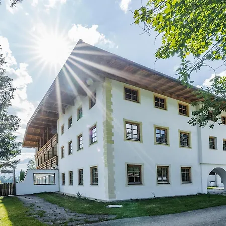 度假居 Chalet In Angerberg Near Skiwelt Slopes, Cleaning Included Angerberg (Tyrol)