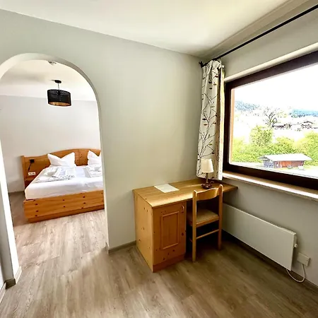 Vakantiehuis In Near Skiwelt Slopes, Cleaning Included