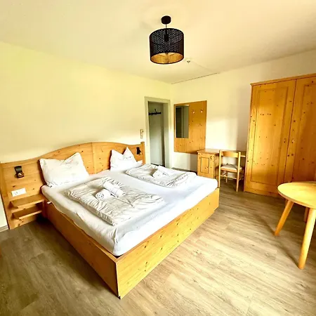 In Near Skiwelt Slopes, Cleaning Included *